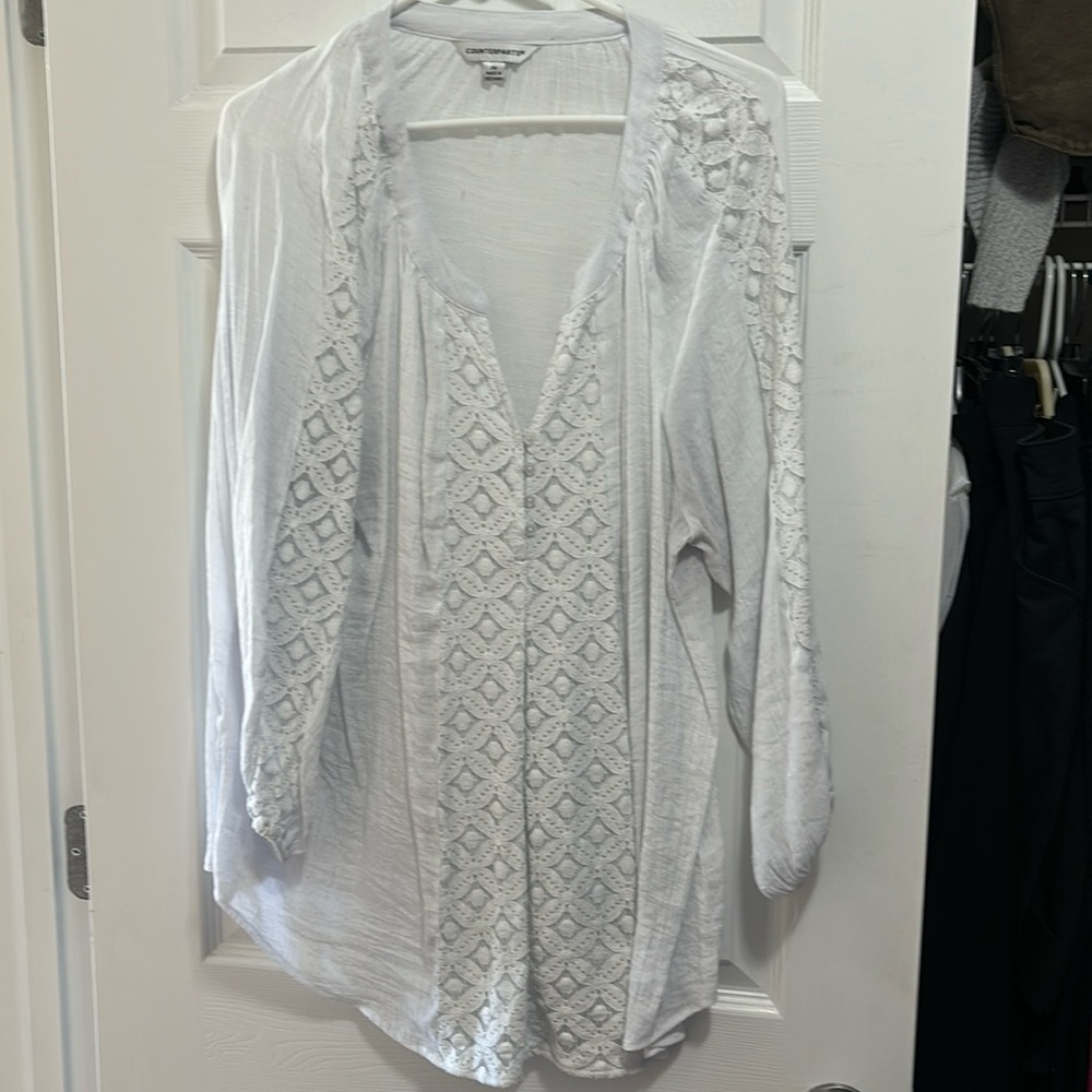 White lacy blouse size 2X